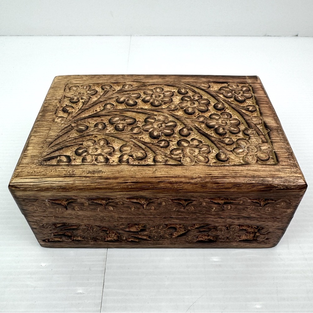 Carved Wood Inlay Floral Hinged Box Trinket Storage Jewelry Spices Box